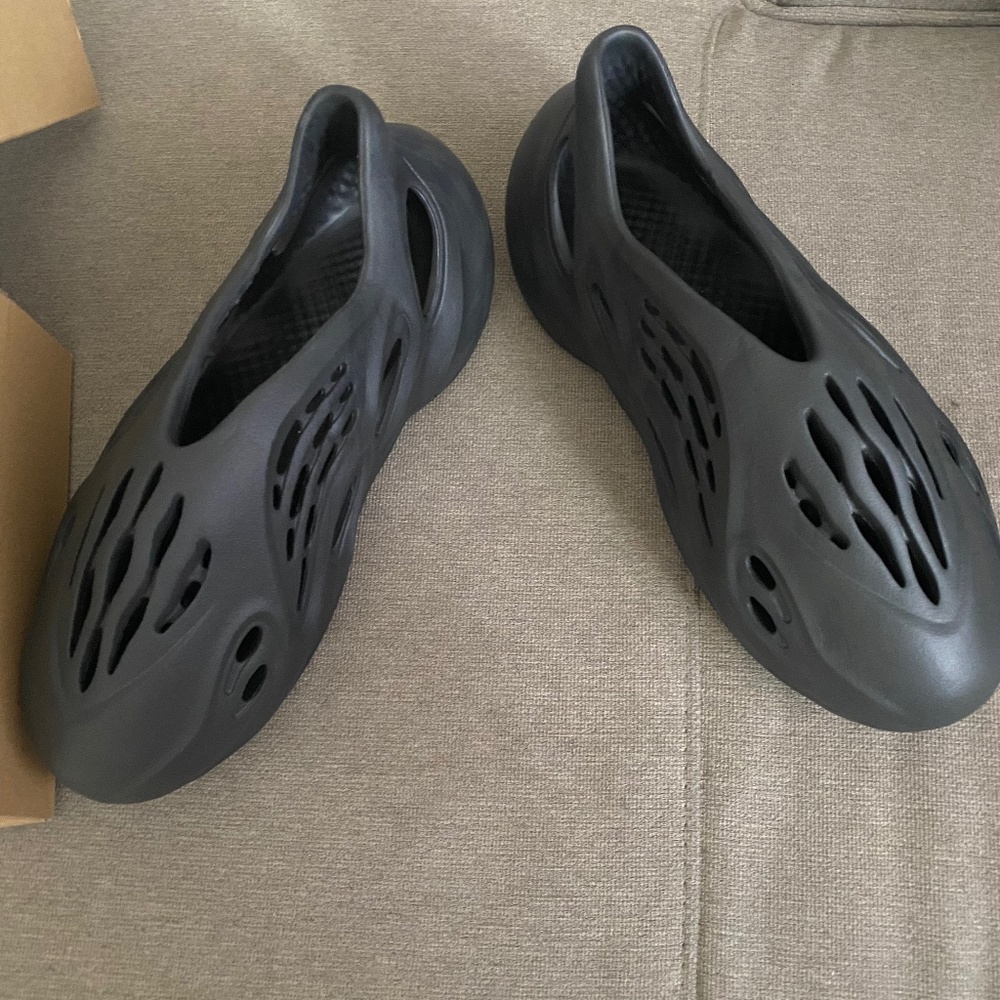 YZY Foam RNR